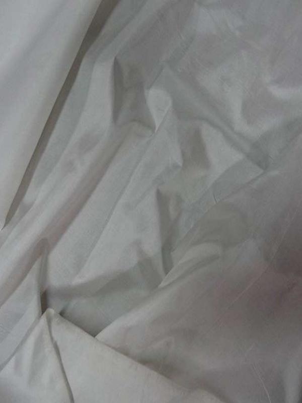 Taffetas de soie 100 blanc casse