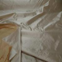 Taffetas de soie beige double organza raye6