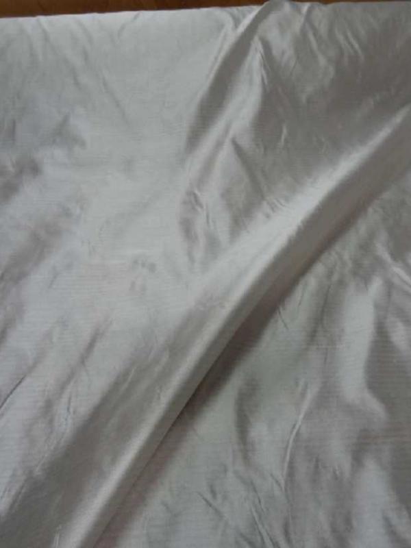 Taffetas de soie ecrue double organza