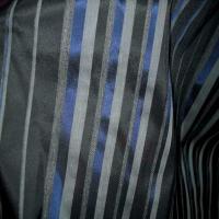 Taffetas faconne rayures ton bleu gris