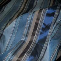 Taffetas faconne rayures ton bleu