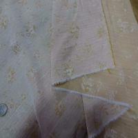 Tissu Taffetas jaune clair effet dupions brodé