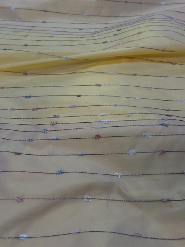Taffetas jaune dore a bandes a chenille