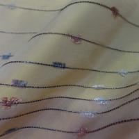 Taffetas jaune dore a bandes a chenille4