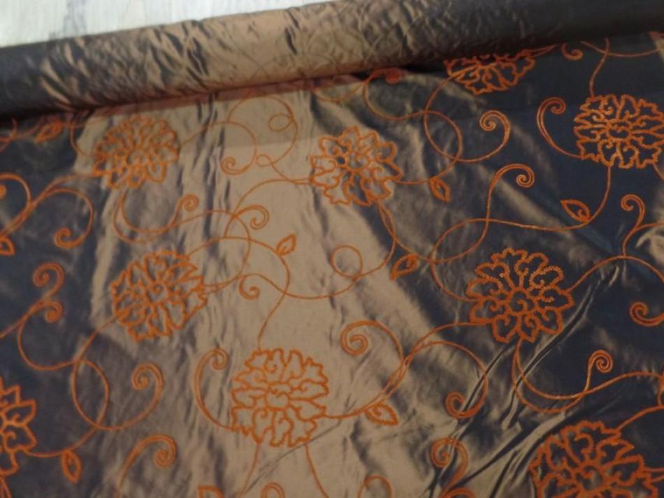 Taffetas marron changeant reflets dore floqué velours rouille