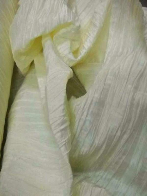 Taffetas plisse permanent ton jaune