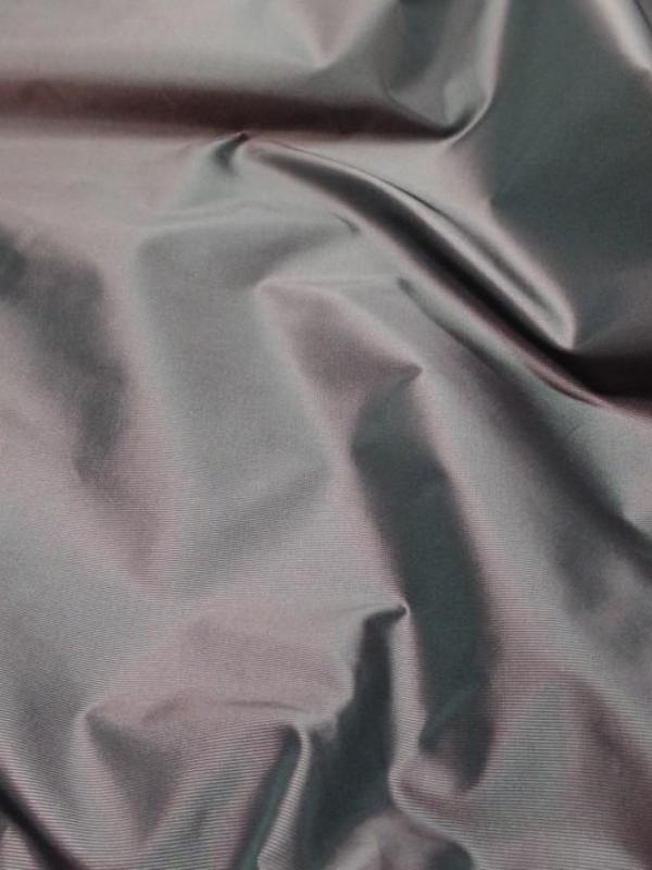 Taffetas tisse 3 fils rouge blanc noir en 1 45m de large