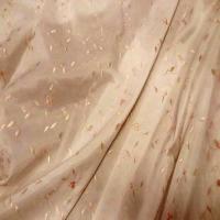 Taffetas ton beige dore brode fleurs3