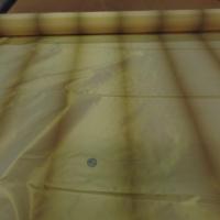 tissu taffetas ton de jaune a bandes en camaïeu