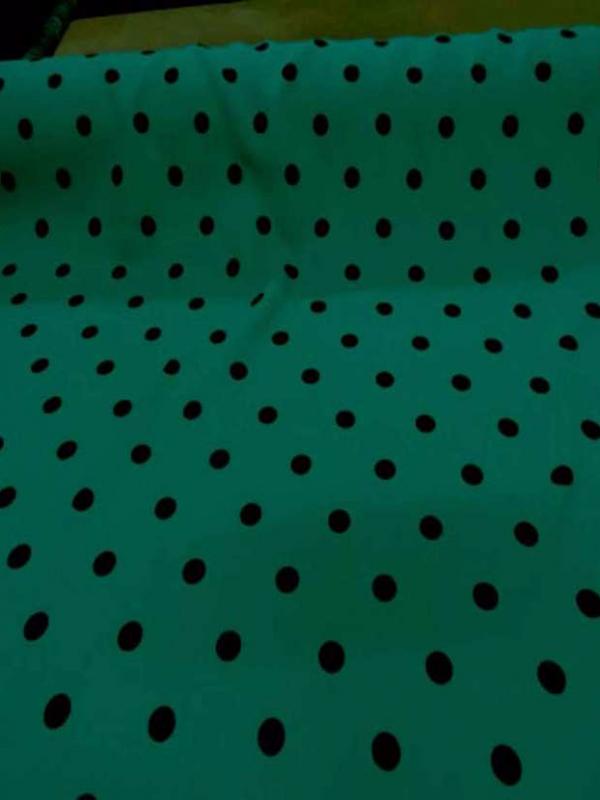 Tergal ton vert a pois noir