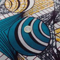 vente de tissu coton Wax motifs Africain ton blanc ,bleu ,jaune au mètre