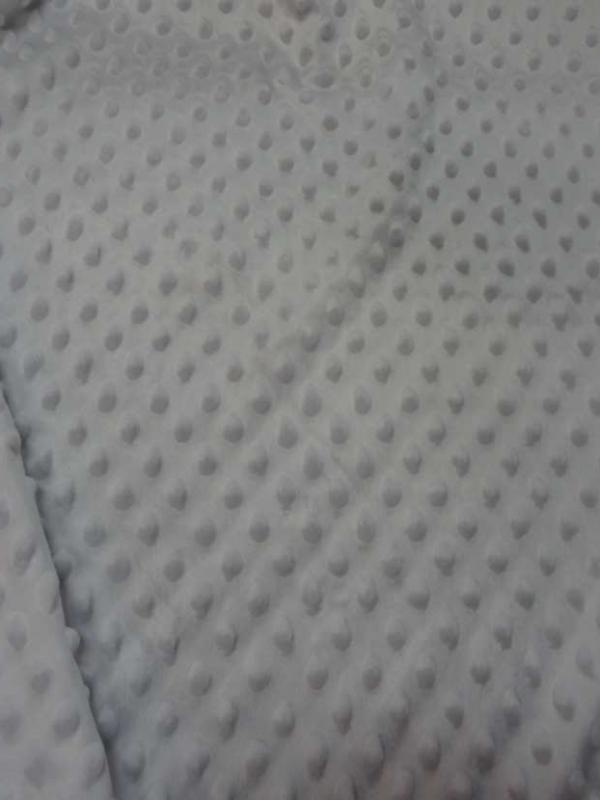 Tissu minky blanc en 1 50m de large