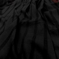 Tissu noir a rayure en lurex ton metal