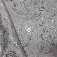 tissu rose très clair façonné motif oriental en relief doré