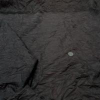 satin polyester viscose marron foncé froissé permanent