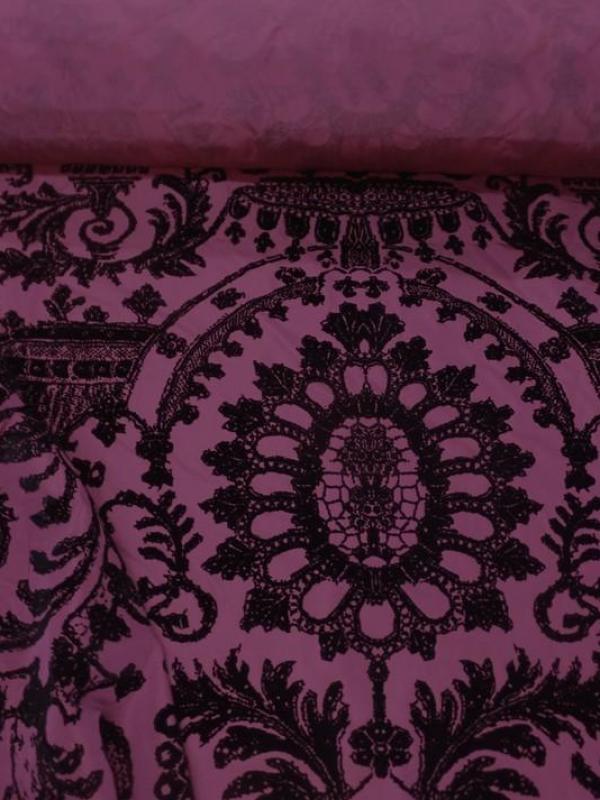 Tissu taffetas rose fuchsia floque velours noir, costume d'arlésienne