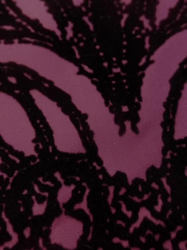 vente de Tissu taffetas rose fuchsia floque velours noir carlucci lovely lace