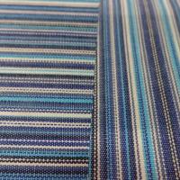 Tissu toile de bache a fine rayure ton de bleu
