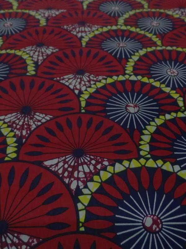 Tissu wax imprime ton bordeaux bleu marine jaune