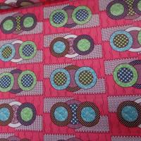 vente de tissu wax rose a motifs rond ton blanc ,bleu ,vert ,bordeaux sure Marseille