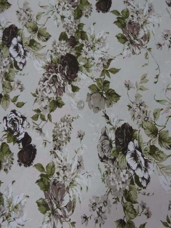 Toile coton blanc casse imprime fleurs ton marron vert