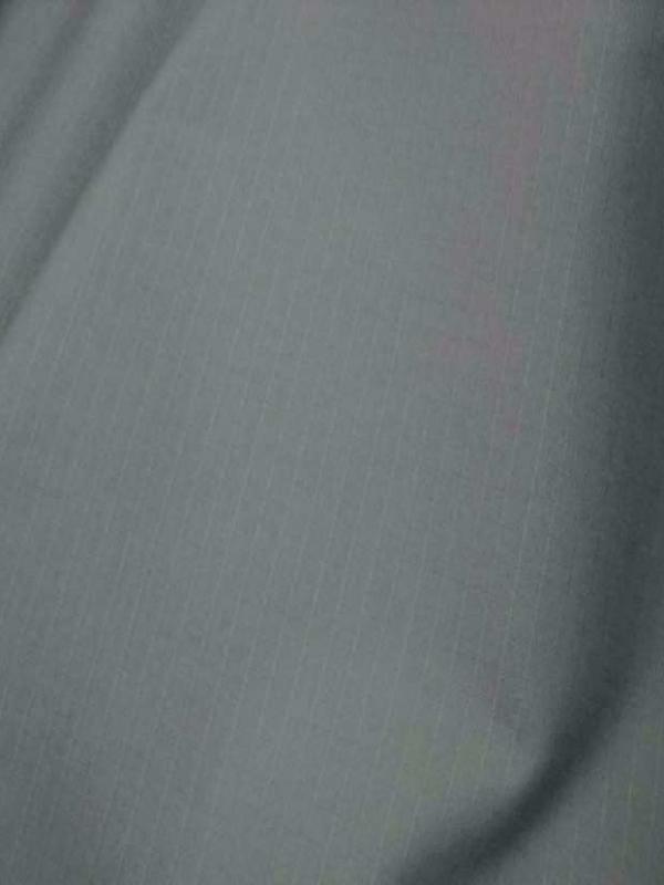Toile coton gris clair a petit carreaux ton sur ton
