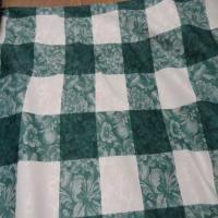 Toile de coton damasse imprime blanc vert en 3m de large