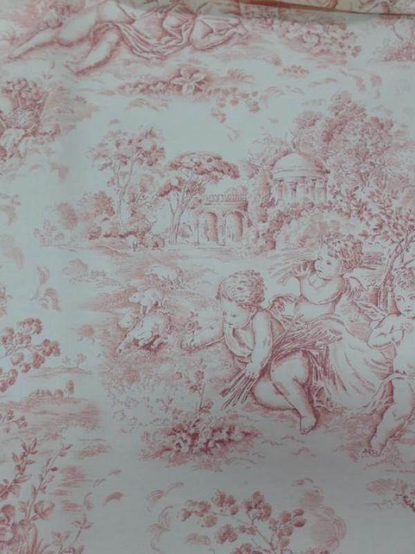 Tissu Toile de jouy satin coton blanc cassé bordeaux motifs les angelots