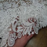 Tres belle guipure blanc casse6