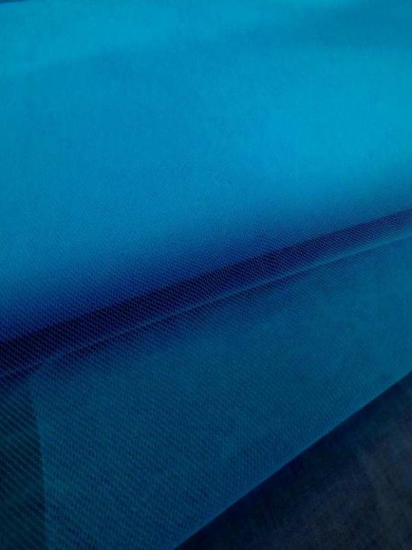 Tulle bleu turquoise en 1 40m de large