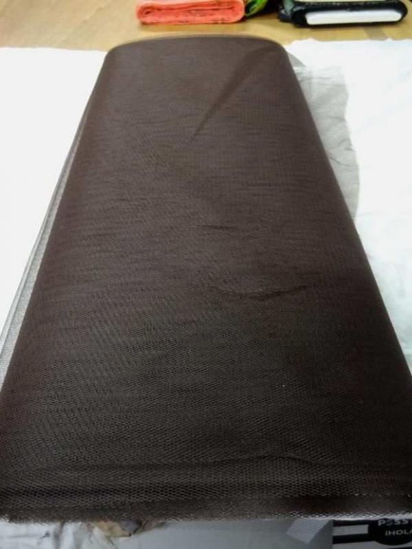 Tulle marron en 1 40m de large