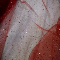 Tulle rouge a paillettes multicolore