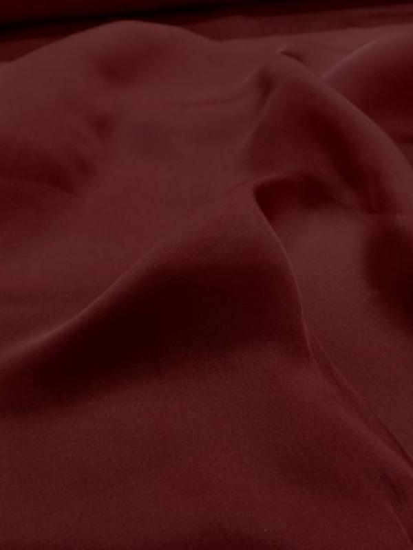 Twil de soie rouge bordeaux
