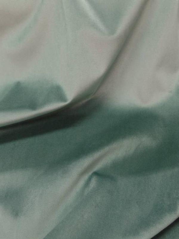 Velours ameublement lisse vert menthe en 1 45m de large