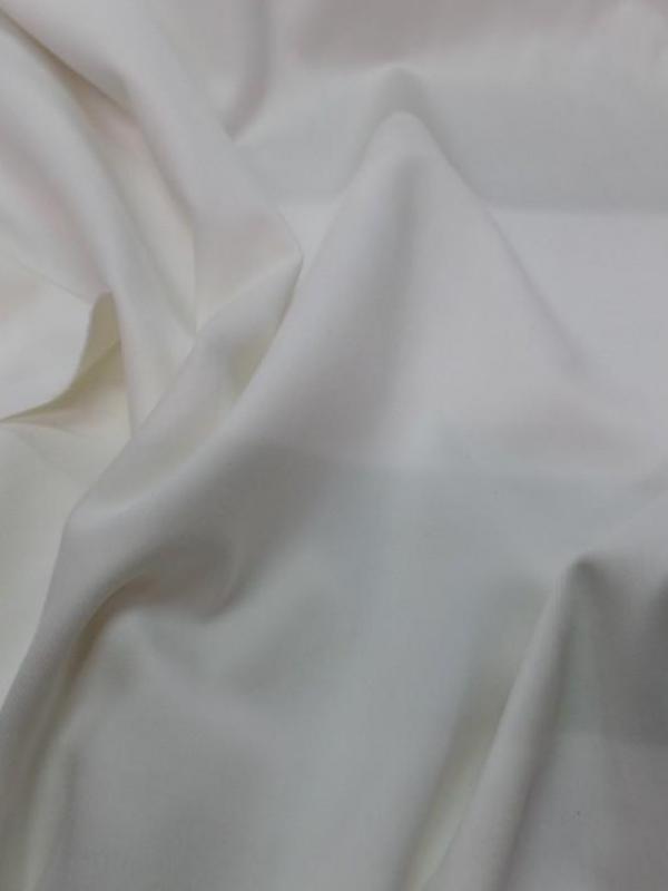 Velours en coton lisse blanc