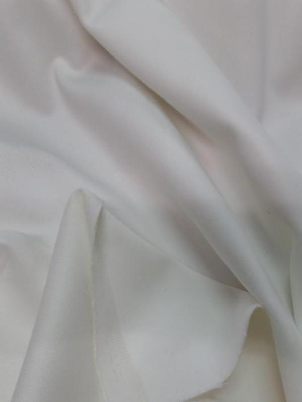 Velours en coton lisse blanc