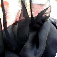 Vente de mousseline de soie lisse noire en 1 15m de large