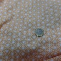 Vente de tissu coton 100 cretonne imprime geometrique jaune safran et blanc en 1 45m de l en ligne