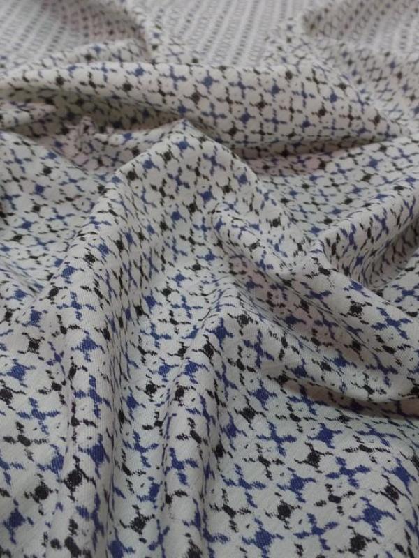 Viscose blanche imprime africain bleu et noir