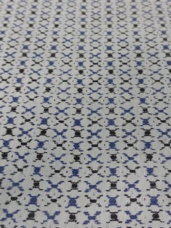 Viscose blanche imprime africain bleu et noir