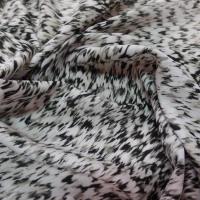 Viscose imprimé blanc cassé kaki et noir en 1 45 m de large 7