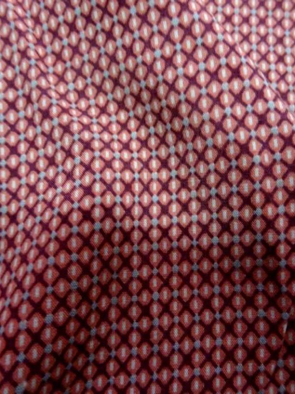 Viscose imprime petit motifs ton rose