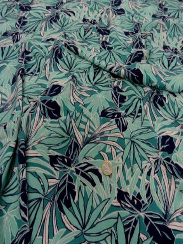 Viscose imprime ton vert en 1 45m de large