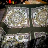 Viscose kaki motifs cachemire pour foulard