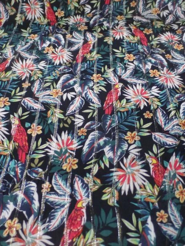 tissu Viscose noire imprimé tropicaux perroquet