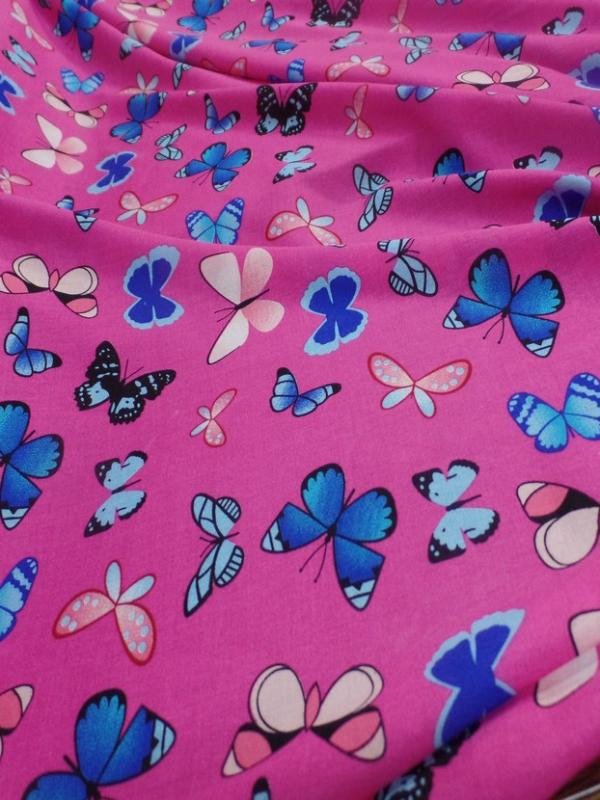 Viscose rose fuschia fine imprime papillon bleu et rose