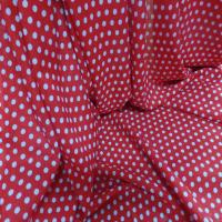 Viscose rouge fine imprime petit pois blanc1