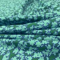 Viscose verte imprime petite fleurs bleu1