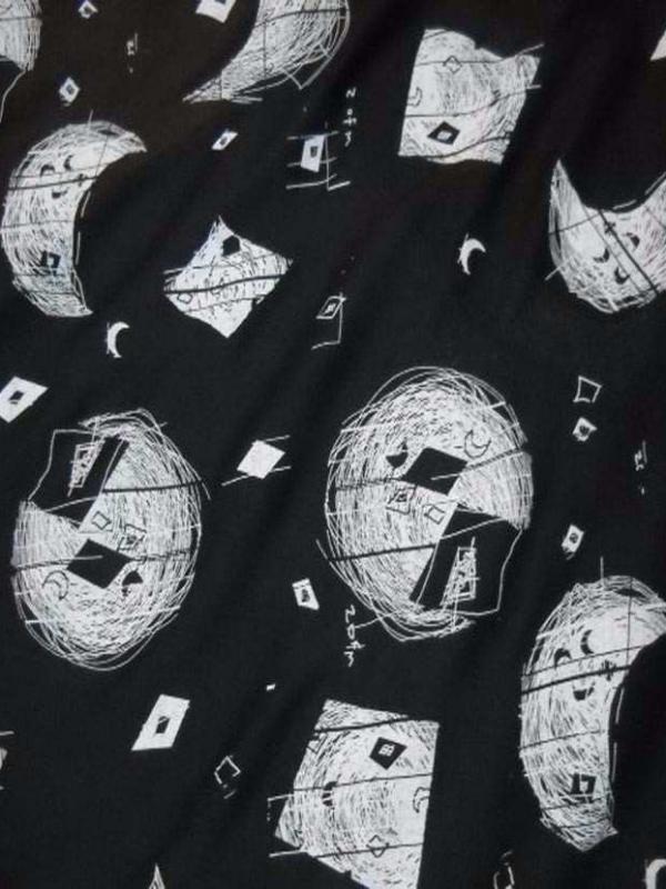 Voile coton noir imprime noir blanc lune