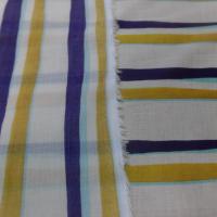 Voile de coton blanc a rayures ton bleu marine et safran7